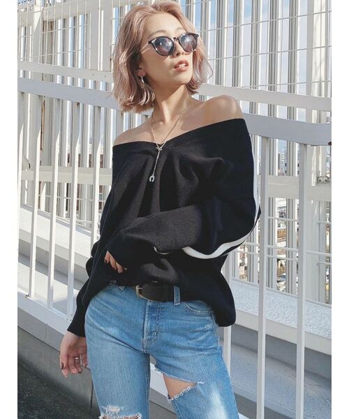 GYDA（ジェイダ）の「2linesVネックニットTOPS（ニット/セーター・レディース・ブラック/ベージュ/オフホワイト/ピンク・FREE）」の12枚目の写真