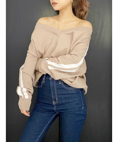 GYDA（ジェイダ）の「2linesVネックニットTOPS（ニット/セーター・レディース・ブラック/ベージュ/オフホワイト/ピンク・FREE）」の20枚目の写真