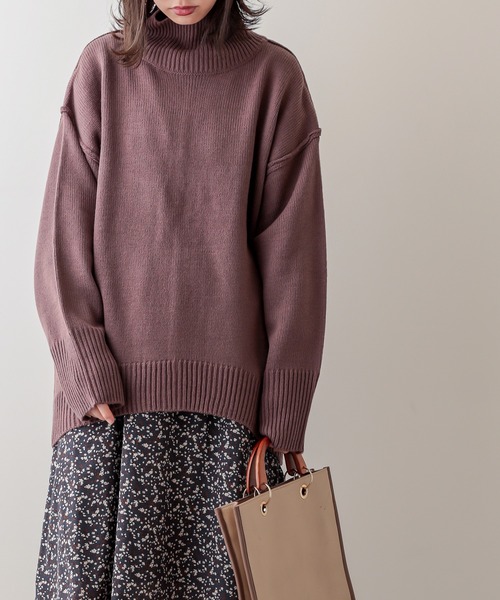 natural couture（ナチュラルクチュール）の「タートルバックスリットニットプルオーバー（ニット/セーター・レディース・アイボリー/ブラック/ライトベージュ/カーキ/ブラウン/ピンク・FREE）」の4枚目の写真