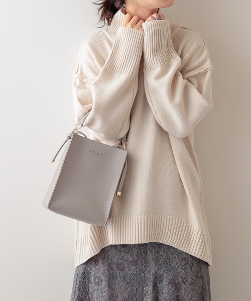 natural couture（ナチュラルクチュール）の「タートルバックスリットニットプルオーバー（ニット/セーター・レディース・アイボリー/ブラック/ライトベージュ/カーキ/ブラウン/ピンク・FREE）」の7枚目の写真