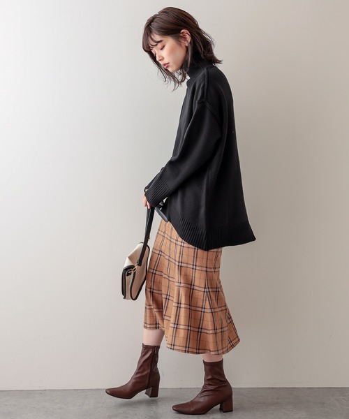 natural couture（ナチュラルクチュール）の「タートルバックスリットニットプルオーバー（ニット/セーター・レディース・アイボリー/ブラック/ライトベージュ/カーキ/ブラウン/ピンク・FREE）」の12枚目の写真