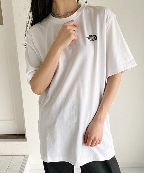 THE NORTH FACE(ザノースフェイス)の「THE NORTH FACE(ザ・ノースフェイス)/COTTON STRETCH S/S R/TEE(Tシャツ/カットソー・レディース・ホワイト/ブラック/ベージュ/チャコール・M/L/XL)」の2枚目の写真