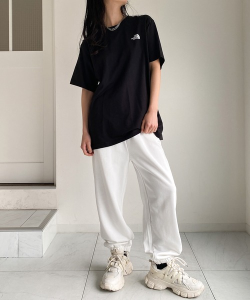 THE NORTH FACE(ザノースフェイス)の「THE NORTH FACE(ザ・ノースフェイス)/COTTON STRETCH S/S R/TEE(Tシャツ/カットソー・レディース・ホワイト/ブラック/ベージュ/チャコール・M/L/XL)」の13枚目の写真