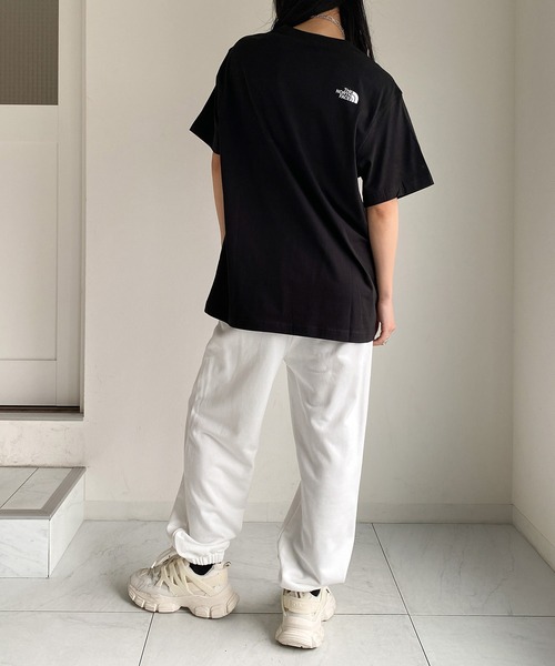 THE NORTH FACE(ザノースフェイス)の「THE NORTH FACE(ザ・ノースフェイス)/COTTON STRETCH S/S R/TEE(Tシャツ/カットソー・レディース・ホワイト/ブラック/ベージュ/チャコール・M/L/XL)」の14枚目の写真