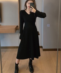 meJane（ミージェーン）の「ウエストマークリブニット プリーツワンピース（ワンピース）」