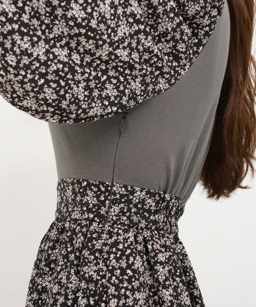 kicuri(キクリ)の「【低身長向けSサイズ】花柄切り替えワンピース(ワンピース・レディース・チャコールグレー・SMALL/X-SMALL)」の11枚目の写真