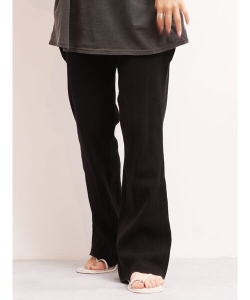 Ungrid（アングリッド）の「【WEB限定】ランダムテレコフレアパンツ（その他パンツ・レディース・アイボリー/ブラック/ローズ/ライトグリーン/ブラウン・FREE）」の3枚目の写真