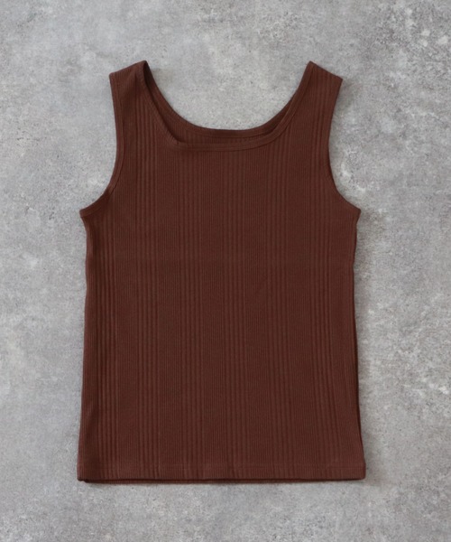 archives（アルシーヴ）の「スクエアーネックパイピングタンク（タンクトップ・レディース・ブラウン/オフホワイト/オレンジ/グリーン/パープル/イエロー/ブラック・MEDIUM）」の4枚目の写真