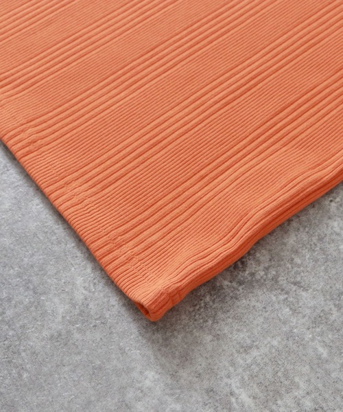 archives（アルシーヴ）の「スクエアーネックパイピングタンク（タンクトップ・レディース・ブラウン/オフホワイト/オレンジ/グリーン/パープル/イエロー/ブラック・MEDIUM）」の12枚目の写真