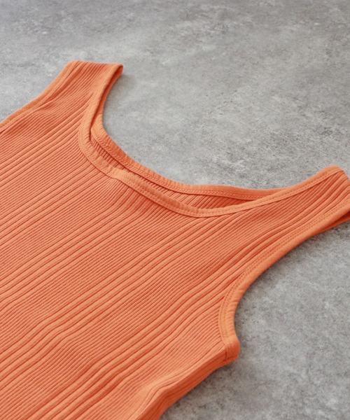 archives（アルシーヴ）の「スクエアーネックパイピングタンク（タンクトップ・レディース・ブラウン/オフホワイト/オレンジ/グリーン/パープル/イエロー/ブラック・MEDIUM）」の13枚目の写真