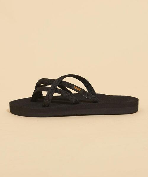 Teva（テバ）の「＜TEVA（テバ）＞∴OLOWAHU オロワフサンダル（サンダル・レディース・ブラック/パープル/グレー・6/8/5/7）」の16枚目の写真