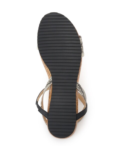 SHOO・LA・RUE(シューラルー)の「◆配色ストラップフラットサンダル(サンダル・レディース・ブラック系3/シルバー系4/ゴールド系4/ベージュ系その他2・25/35/45)」の12枚目の写真