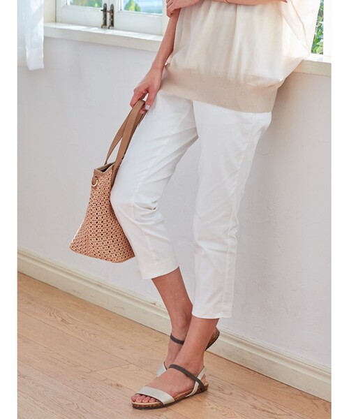 SHOO・LA・RUE(シューラルー)の「◆配色ストラップフラットサンダル(サンダル・レディース・ブラック系3/シルバー系4/ゴールド系4/ベージュ系その他2・25/35/45)」の18枚目の写真