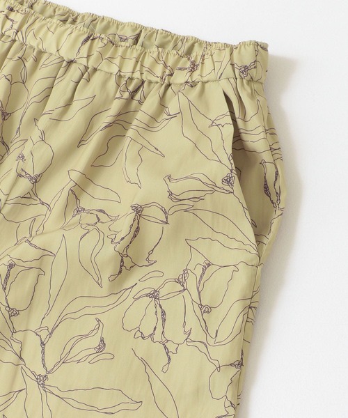 URBAN RESEARCH（アーバンリサーチ）の「線画プリントイージーパンツ（その他パンツ・レディース・グリーン系その他/ブラウン/ホワイト系その他・FREE）」の6枚目の写真