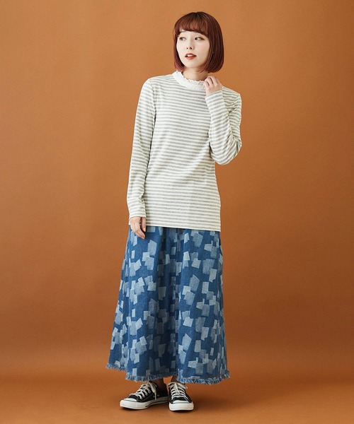 CUBE SUGAR（キューブシュガー）の「ショートスラブフライスボーダー長袖フリルスタンド衿（Tシャツ/カットソー・レディース・ブラック×ホワイト/グレー×ホワイト・M）」の3枚目の写真