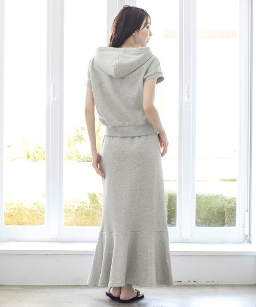 Julia Boutique（ジュリアブティック）の「スウェットパーカー＆マーメイドスカートセットアップ/21115（アンサンブル・レディース・ブラック/グレー/ピンク/ミント・ONE）」の8枚目の写真