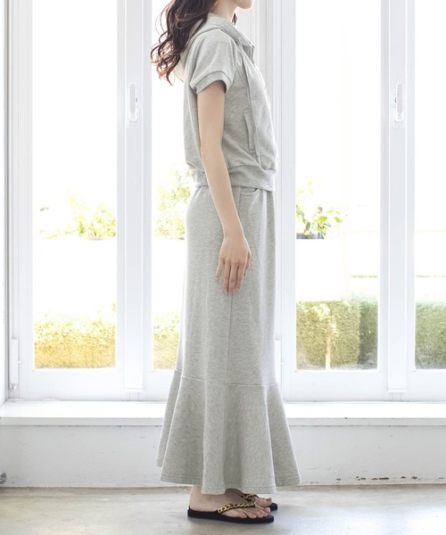 Julia Boutique（ジュリアブティック）の「スウェットパーカー＆マーメイドスカートセットアップ/21115（アンサンブル・レディース・ブラック/グレー/ピンク/ミント・ONE）」の17枚目の写真