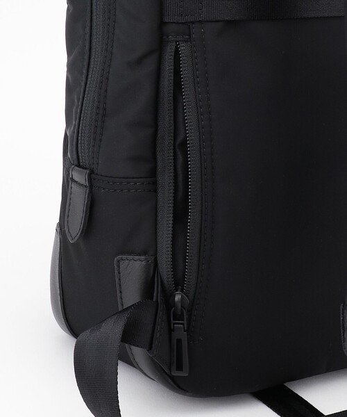 JOSEPH（ジョセフ）の「PELLEMORBIDA―BACKPACK_Med 　バックパック（ショルダーバッグ・メンズ・ブラック系・F）」の4枚目の写真
