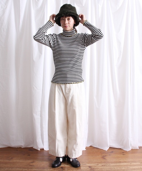 Lene(レネ)の「針抜きボーダー/タートルネックプルオーバー(ニット/セーター・レディース・ネイビー/ブラック・FREE)」の20枚目の写真