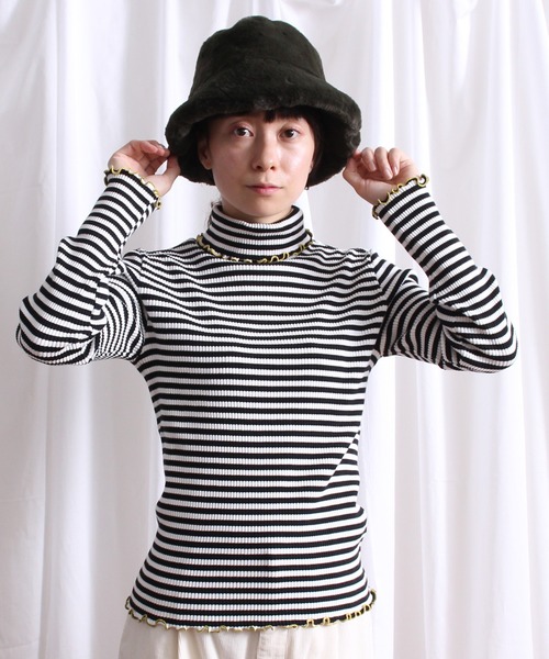 Lene(レネ)の「針抜きボーダー/タートルネックプルオーバー(ニット/セーター・レディース・ネイビー/ブラック・FREE)」の11枚目の写真