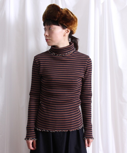 Lene(レネ)の「針抜きボーダー/タートルネックプルオーバー(ニット/セーター・レディース・ネイビー/ブラック・FREE)」の7枚目の写真