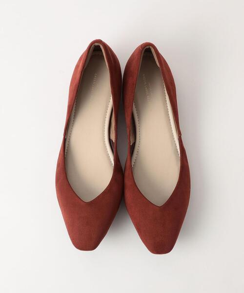 green label relaxing（グリーンレーベルリラクシング）の「＜Oggi×green label relaxing＞[7days]スクエア Vカット シューズ(1.5cmヒール) -撥水-（パンプス・レディース・ロイヤルブルー/ブラウン/ブラック/ベージュ/その他1/ナチュラル/シルバー/レッド・24.5cm/25.5cm/22.5cm/23cm/24cm/22cm/23.5cm/25cm）」の3枚目の写真