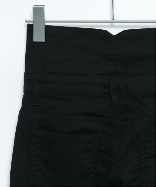 VENCEEXCHANGE(ヴァンスエクスチェンジ)の「3つボタンブラックスキニー(その他パンツ・レディース・ブラック・27inch/26inch/24inch/25inch)」の9枚目の写真