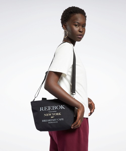 Reebok（リーボック）の「クラシックス ブランチ トート バッグ / Classics Brunch Tote Bag（トートバッグ・メンズ・アイボリー/ブラック・FREE）」の11枚目の写真