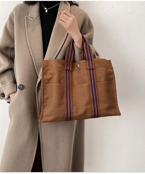 SETUP7(セットアップセブン)の「ストライプテープがアクセント♪【SETUP7】メゾンワイドテープ手提げトートバッグ(トートバッグ・レディース・ネイビー/ホワイト/ブラウン/ブラック/グレー/ホワイト系1/ホワイト系2・FREE)」の1枚目の写真