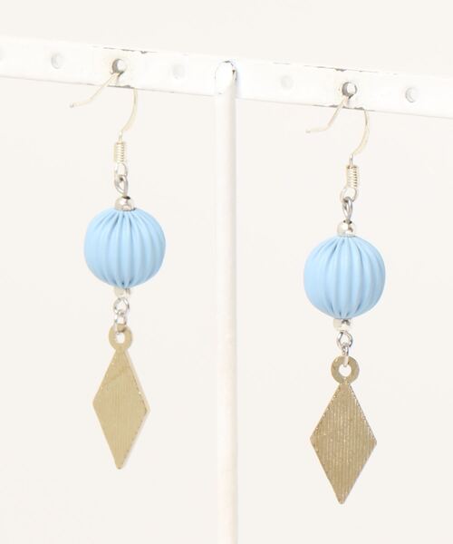 tone(トーン)の「【-lensa-】パステルカラーの木の実ピアス(MA)(ピアス(両耳用)・レディース・アイボリー/グリーン/ブルー・FREE)」の4枚目の写真
