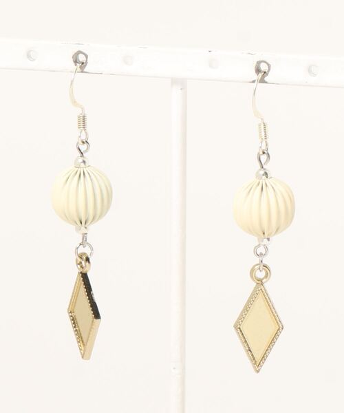 tone(トーン)の「【-lensa-】パステルカラーの木の実ピアス(MA)(ピアス(両耳用)・レディース・アイボリー/グリーン/ブルー・FREE)」の14枚目の写真