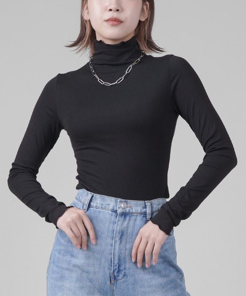 SPINNS(スピンズ)の「メロウデザイン フライスタートルネックカットソー(Tシャツ/カットソー・レディース・ホワイト/ブラック/アイボリー・ONESIZE)」の4枚目の写真