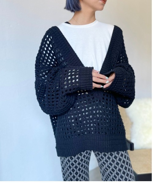 Solace（ソレイス）の「Vネッククロシェニットプルオーバー（ニット/セーター・レディース・ブラック/グレー/アイボリー/レッド・FREE）」の3枚目の写真