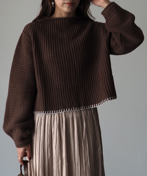 Riberry(リベリー)の「配色ステッチ入りショートニット(ニット/セーター・レディース・ベージュ/ブラウン/オフホワイト・MEDIUM)」の15枚目の写真