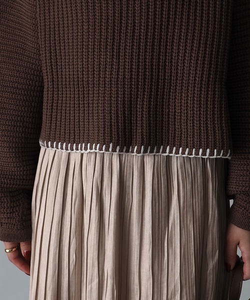 Riberry(リベリー)の「配色ステッチ入りショートニット(ニット/セーター・レディース・ベージュ/ブラウン/オフホワイト・MEDIUM)」の9枚目の写真