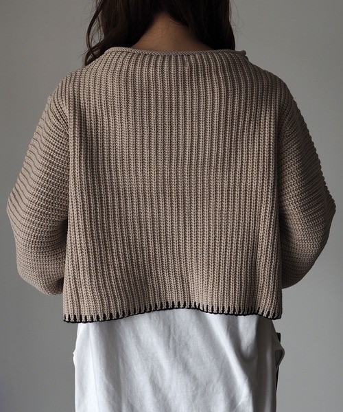 Riberry(リベリー)の「配色ステッチ入りショートニット(ニット/セーター・レディース・ベージュ/ブラウン/オフホワイト・MEDIUM)」の16枚目の写真