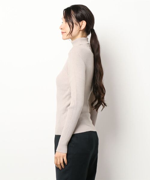 RETRO GIRL(レトロガール)の「リブタートルニット(ニット/セーター・レディース・ライトグレー/ブラック/オフホワイト/グリーン/マスタード・FREE)」の18枚目の写真