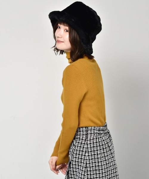 RETRO GIRL(レトロガール)の「リブタートルニット(ニット/セーター・レディース・ライトグレー/ブラック/オフホワイト/グリーン/マスタード・FREE)」の16枚目の写真