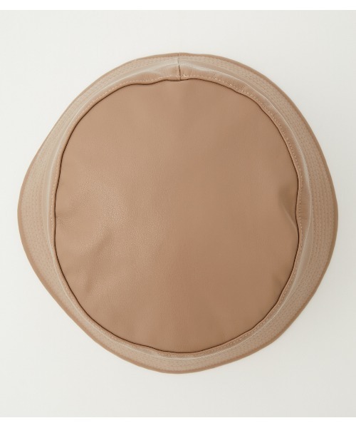 AZUL by moussy（アズールバイマウジー）の「FAUX LEATHER BUCKET HAT/フェイクレザーバケットハット（ハット・レディース・ブラック/ベージュ/ライトグリーン・FREE）」の8枚目の写真