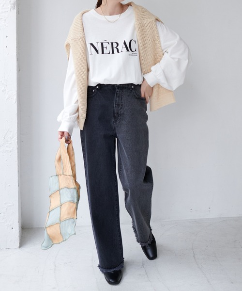 DISCOAT（ディスコート）の「NERACプリントロングTシャツ（Tシャツ/カットソー・レディース・オフホワイト/ブラック/ライトグレー・FREE）」の4枚目の写真