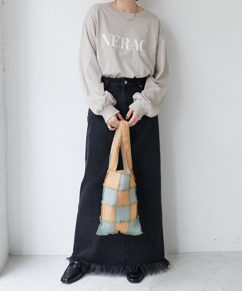 DISCOAT（ディスコート）の「NERACプリントロングTシャツ（Tシャツ/カットソー・レディース・オフホワイト/ブラック/ライトグレー・FREE）」の21枚目の写真