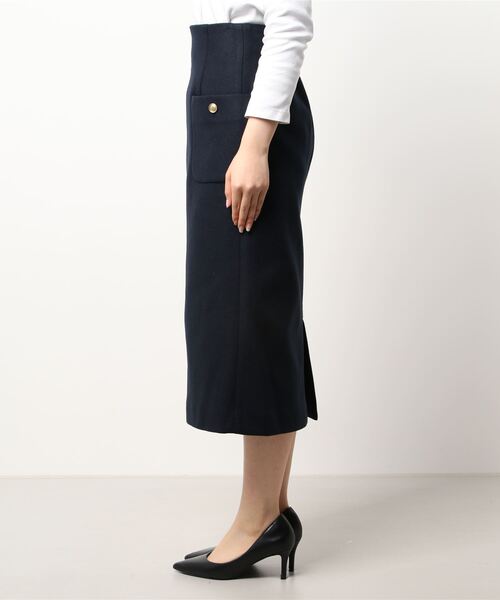 Te chichi(テチチ)の「アウトポケットタイトスカート(スカート・レディース・ネイビー/オフホワイト/モカ・SMALL/MEDIUM)」の4枚目の写真