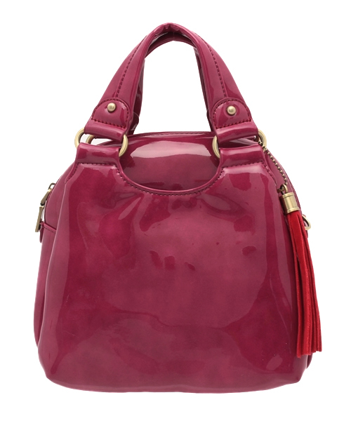 OUTLET（アウトレット）の「【Chez toi】エナメル2WAYショルダー（ショルダーバッグ・レディース・ピンク/ベージュ/ブラック・FREE）」の3枚目の写真