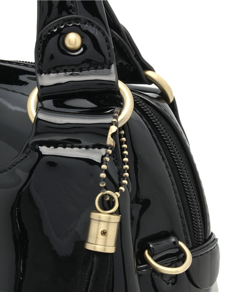 OUTLET（アウトレット）の「【Chez toi】エナメル2WAYショルダー（ショルダーバッグ・レディース・ピンク/ベージュ/ブラック・FREE）」の6枚目の写真