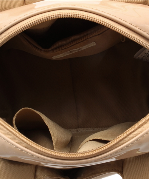 OUTLET（アウトレット）の「【Chez toi】エナメル2WAYショルダー（ショルダーバッグ・レディース・ピンク/ベージュ/ブラック・FREE）」の12枚目の写真