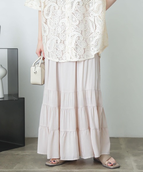 SENSE OF PLACE by URBAN RESEARCH（センスオブプレイスバイアーバンリサーチ）の「ティアードスカート（スカート・レディース・ブルー系その他/ライトベージュ/オレンジ系その他/ブラック/イエロー/グリーン/ブルー・ONE）」の3枚目の写真