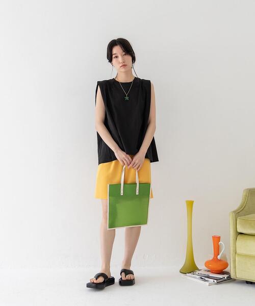 CITEN（シテン）の「＜CITEN（シテン）＞タックノースリーブ カットトップ -吸水速乾-（Tシャツ/カットソー・レディース・ホワイト/ブラック/オレンジ/マスタード/ライム/ライトブルー・FREE）」の12枚目の写真