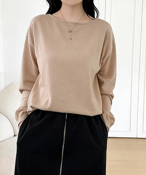 Doux Belle(ドゥーベル)の「カシミヤタッチニット セーター ボートネック(ニット/セーター・レディース・ブラック/ベージュ/パープル/ブラウン/グレー/グリーン/ライトグリーン/アイボリー/モカ/ワイン/グレイッシュベージュ/ブルー系その他/オレンジ/ピンク/ダークブルー/イエロー系その他/ベージュ系その他/ブラウン系その他/ホワイト系その他/ダークブラウン・FREE)」の7枚目の写真
