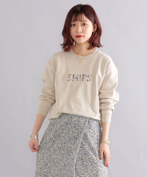 SHIPS（シップス）の「*SHIPS: LIBERTY プリント SHIPS ロゴ ユニセックス クルーネック スウェット （トレーナー）（スウェット・メンズ・ブラック/ベージュ/ネイビー/グレー・SMALL/MEDIUM/LARGE/X-LARGE）」の21枚目の写真