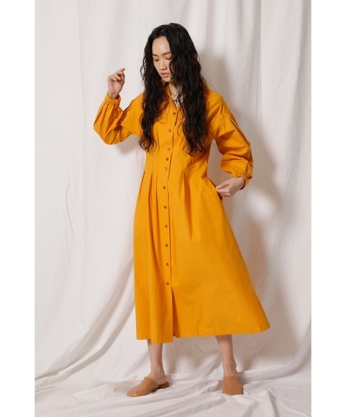 crie conforto(クリーコンフォルト)の「きざみ衿ウエストタックワンピース(ワンピース・レディース・ブラック/ベージュ/オレンジ・SMALL/MEDIUM/LARGE)」の20枚目の写真